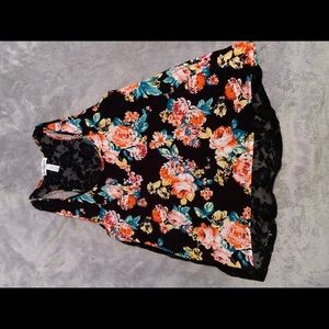 Women’s size extra large tank top